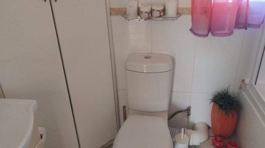 To Let 1 Bedroom Property for Rent in Fauna Free State
